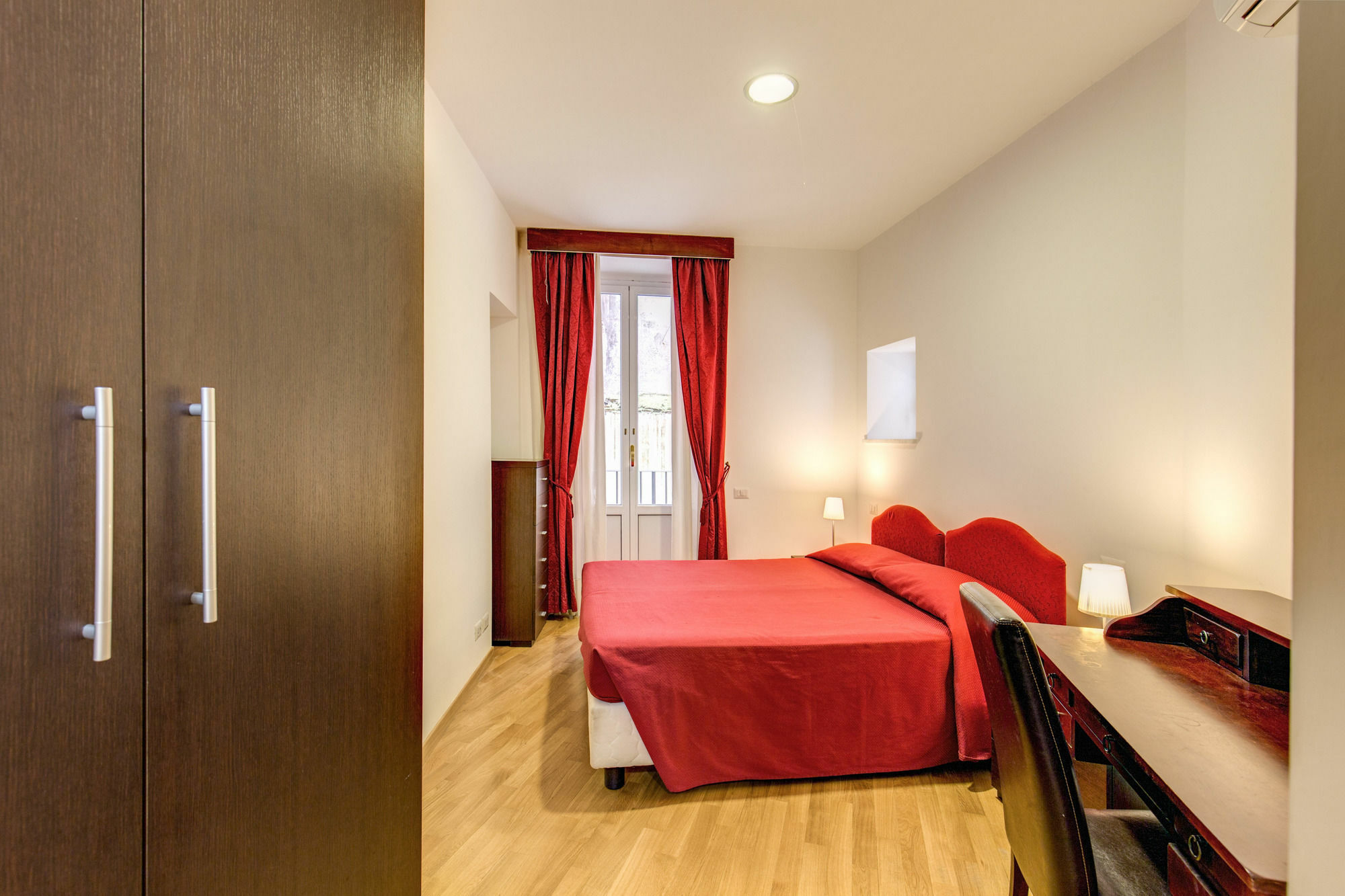 Apollo Apartments Colosseo Roma Exterior foto